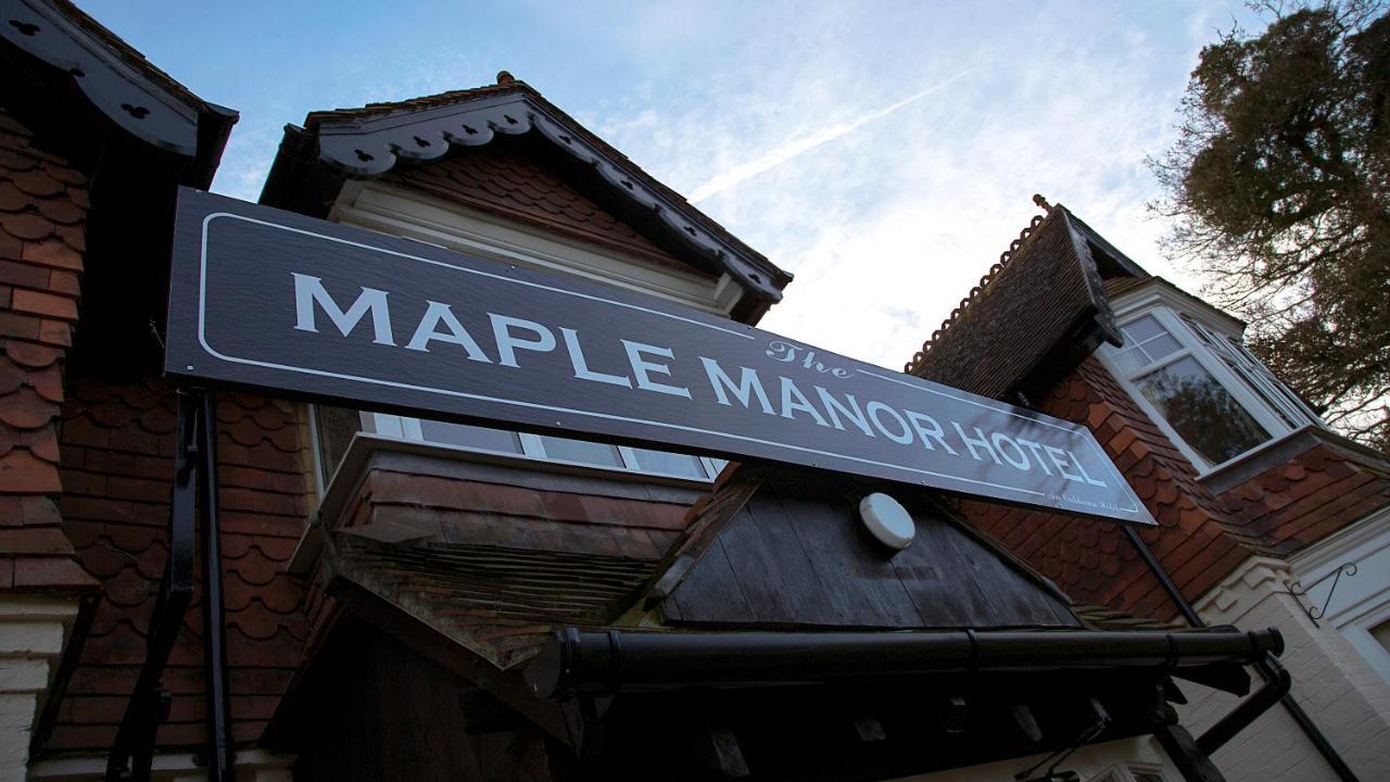 The Maple Manor Hotel ครอว์ลีย์ ภายนอก รูปภาพ